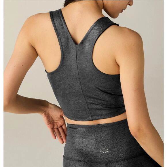 New BEYOND YOGA Women's Black Shine Heather Rib Glow On Cropped Tank Top Size XS - Picture 2 of 10
